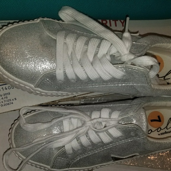 COOL SNEAKERS. size 7. never worn - Picture 8 of 8