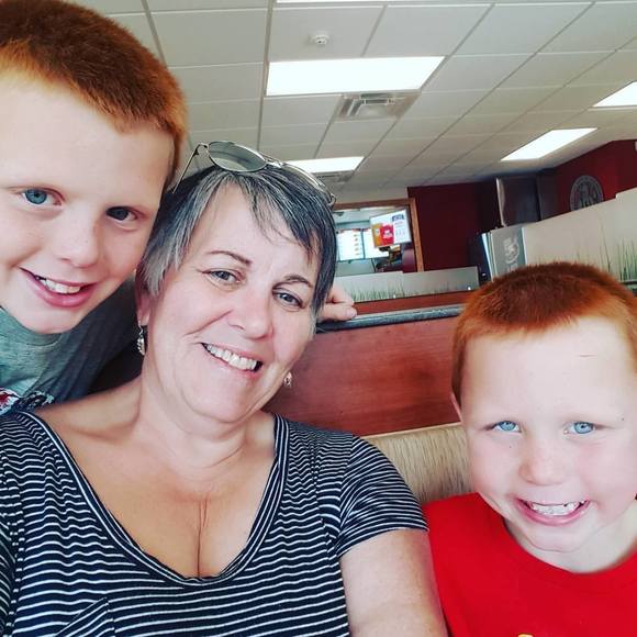 Meet your Posher, Connie - Picture 1 of 1