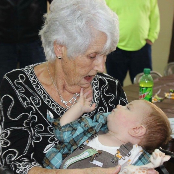 In honor and memory of my Mama, a Godly example of a strong woman ♥️ - Picture 3 of 4