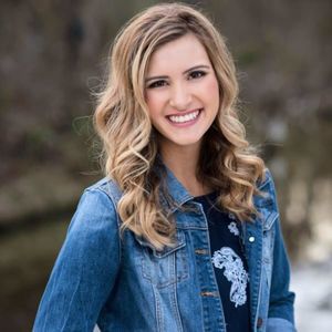 Meet your Posher, Lauren