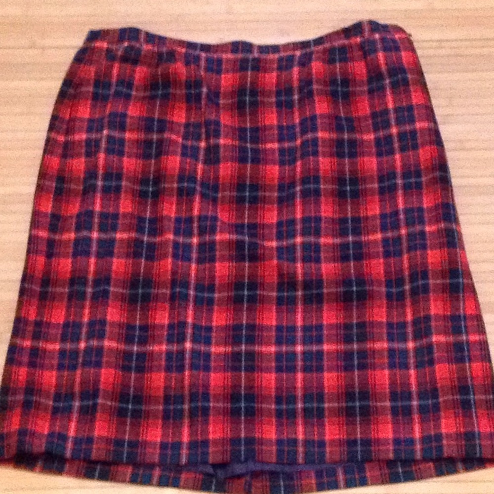 Fits like 18w Vintage Plaid Pendleton Skirt