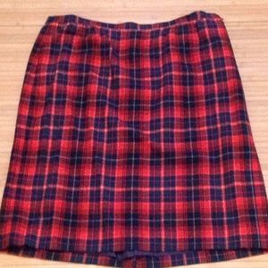Fits like 18w Vintage Plaid Pendleton Skirt