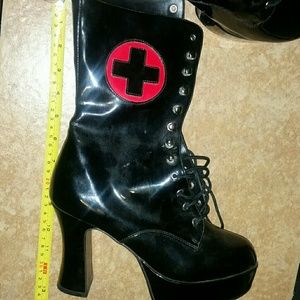 New nurse boots by FUNTASMA ( new ) - Size 9 / 8.5