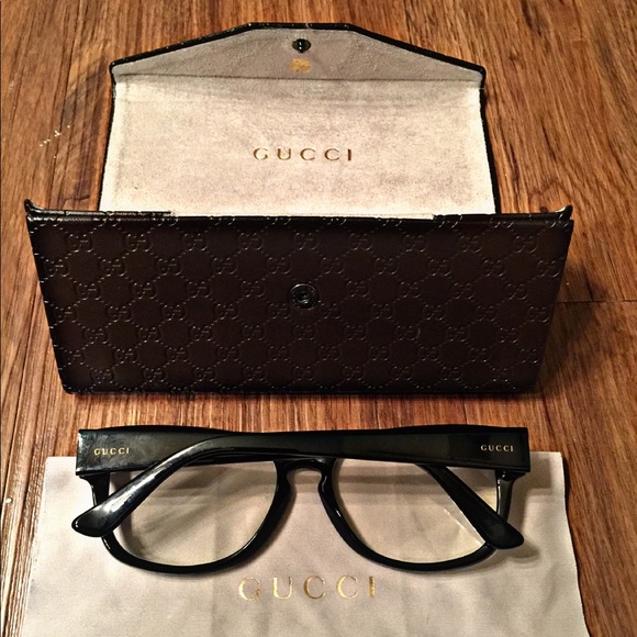 Gucci Eyeglasses - Picture 3 of 4