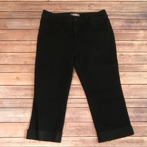 Chico’s High Waisted crops- 8/10