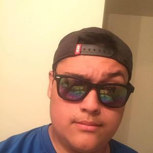 Meet your Posher, Christopher