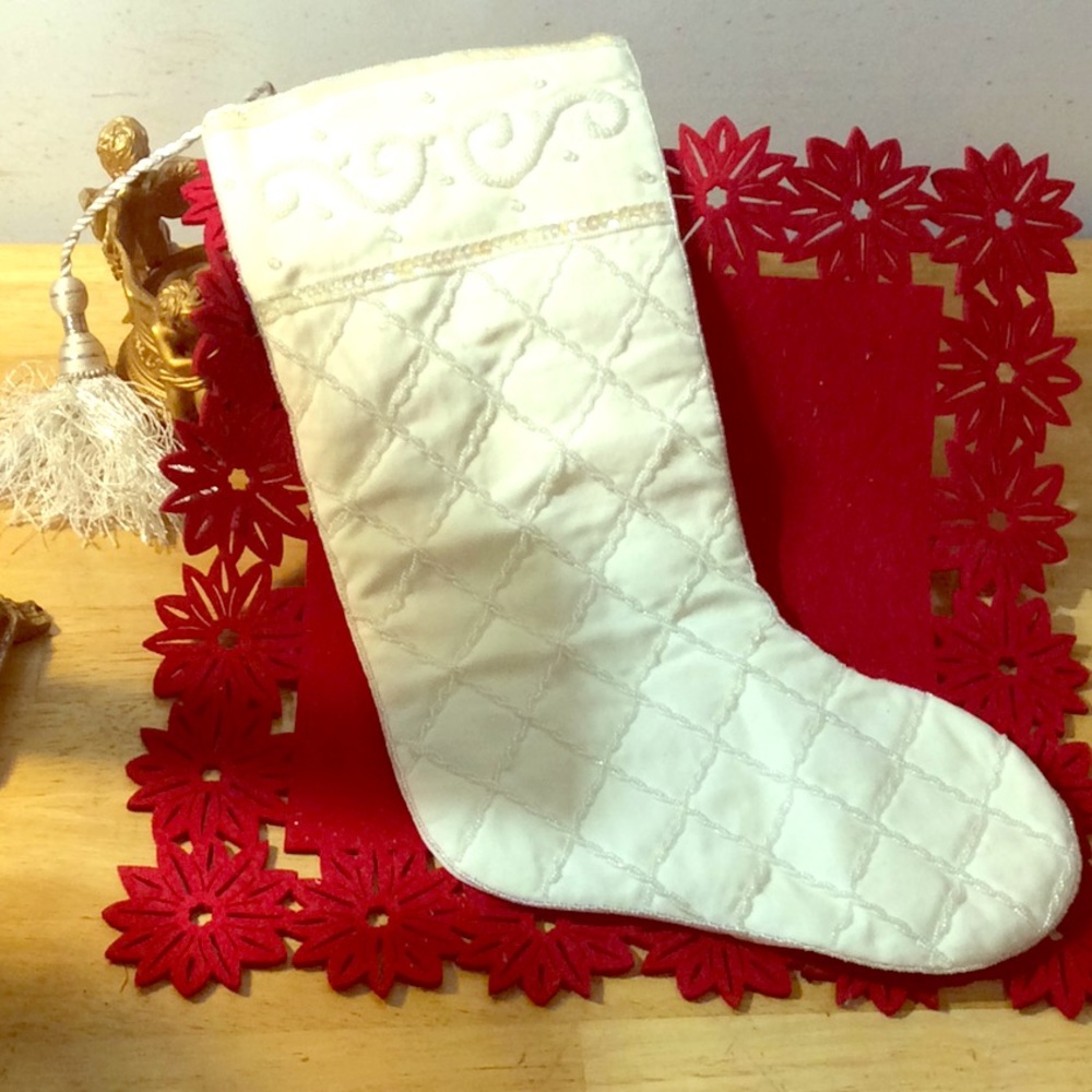 Hand beaded and stitched plush Velvet 18” stocking