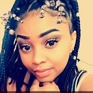 Meet your Posher, Ebony