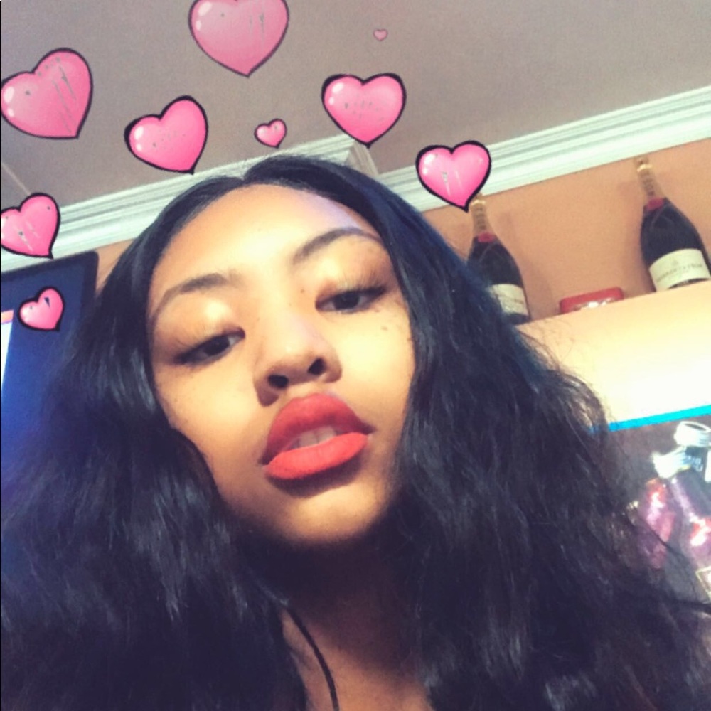 Meet your Posher, Ariel