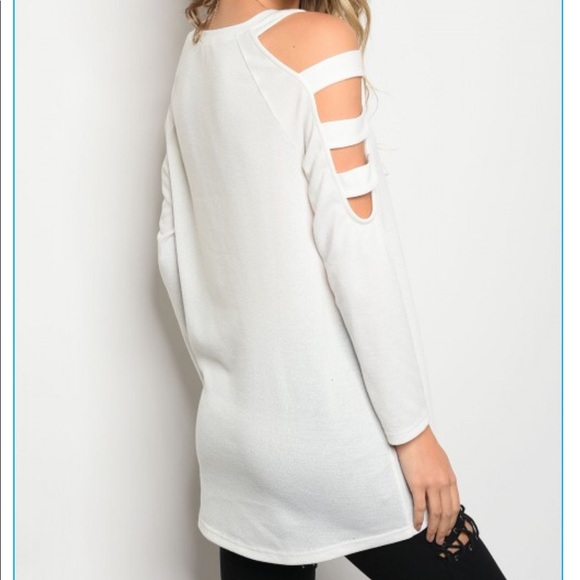 White cold shoulder cutout top, ladder style - Picture 3 of 4