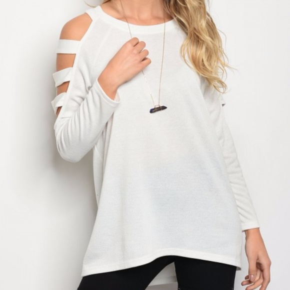 White cold shoulder cutout top, ladder style - Picture 2 of 4