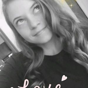 Meet your Posher, Mackenzie