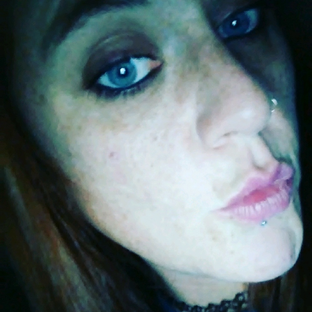 Meet your Posher, Alisha