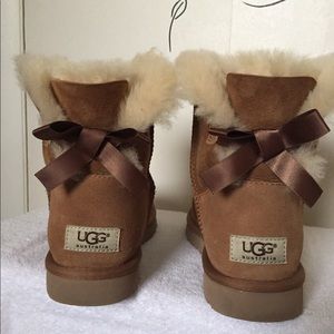UGG Bailey Bow Mini