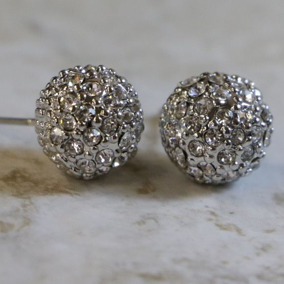 NWT silver fire ball pave crystal stud LTDE45 - Picture 6 of 6