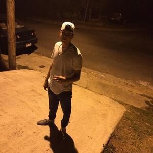 Meet your Posher, Axel