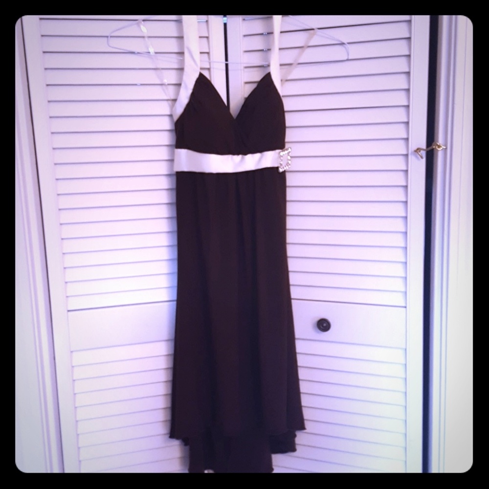 Semiformal dress