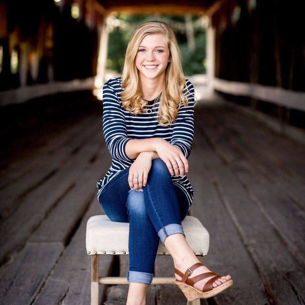 Meet your Posher, Brooke
