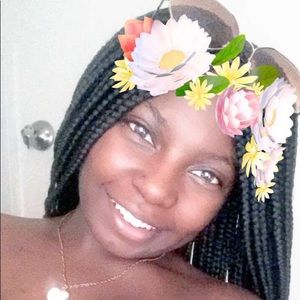 Meet your Posher, Janelle