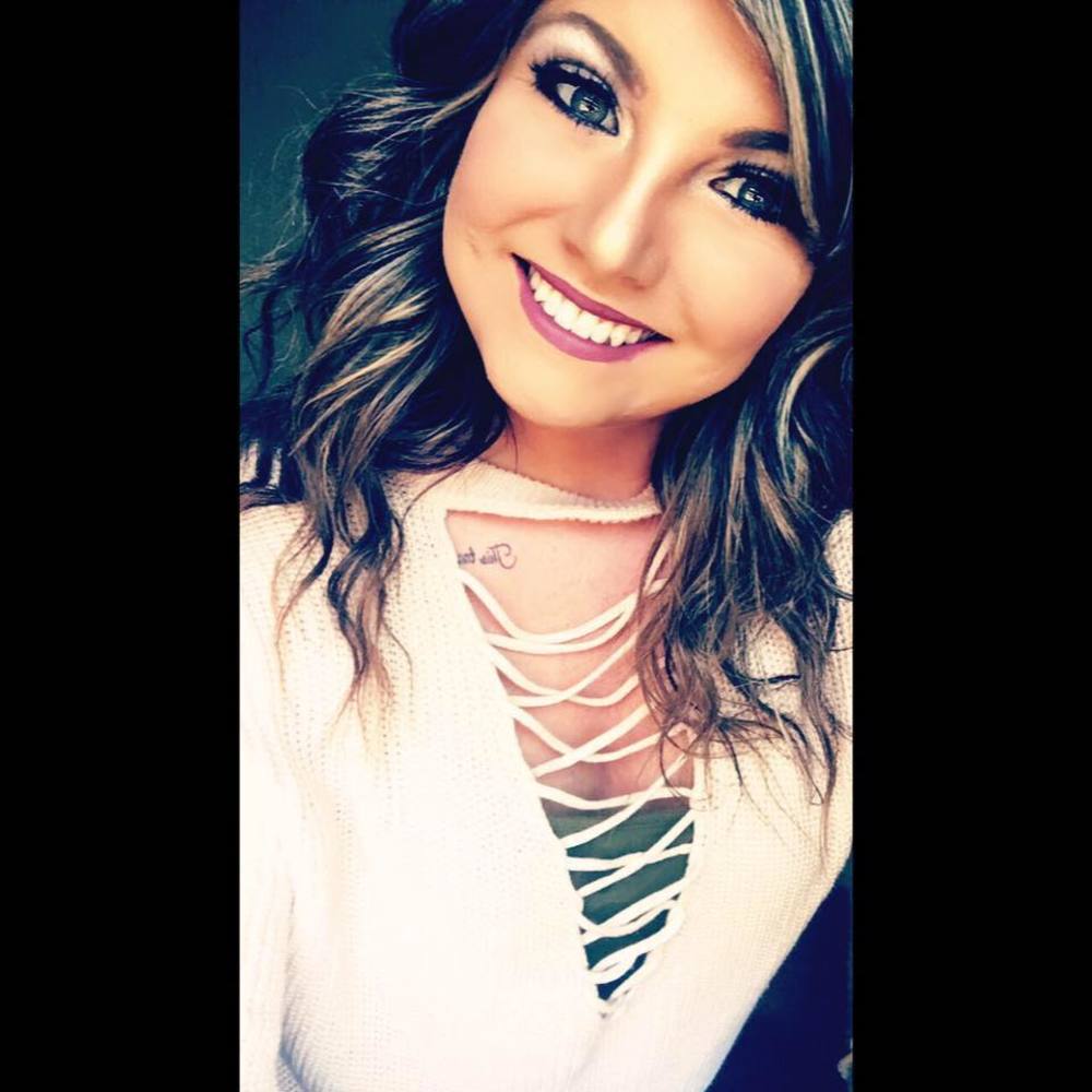 Meet your Posher, Chelsie
