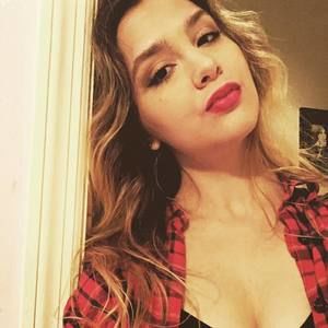 Meet your Posher, Ali