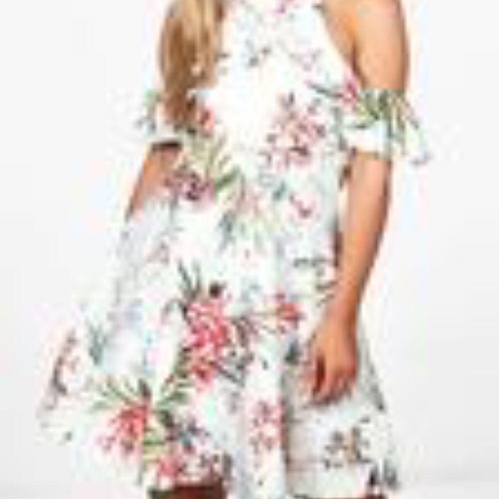 BRAND NEW DRESS