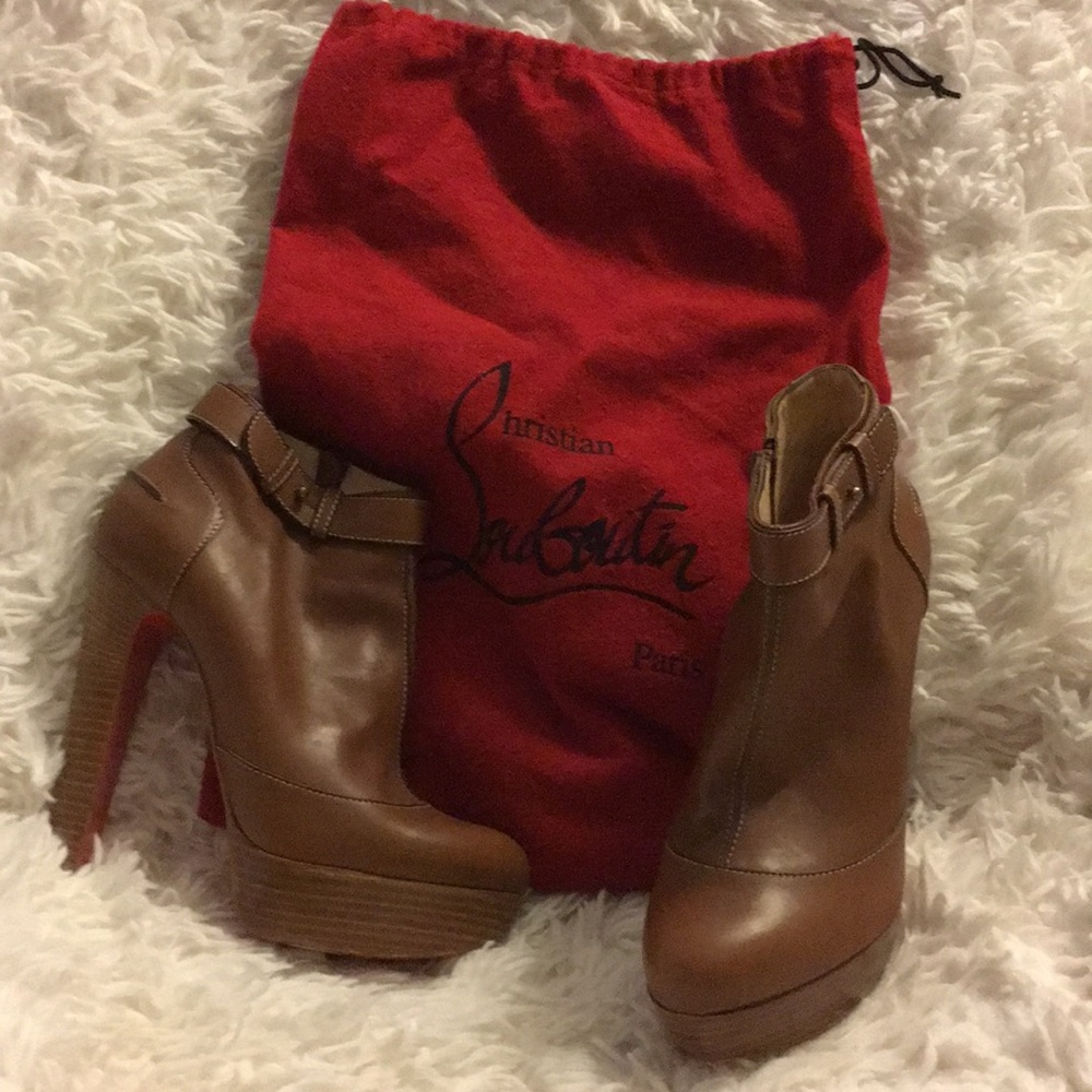 Women's boots