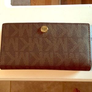 Michael Kors New Wallet