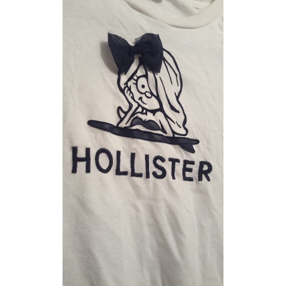 Hollister top