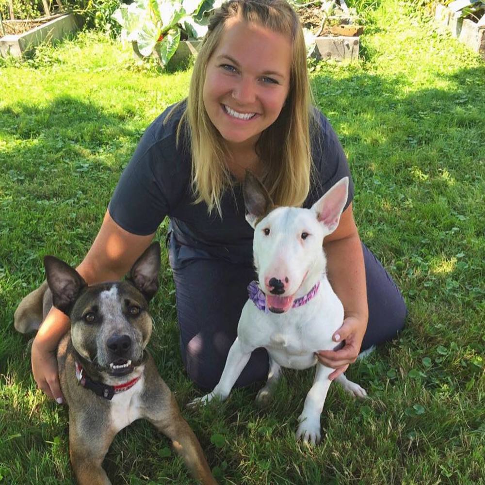 Meet your Posher, Kelley