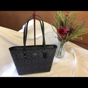 Coach Zip Top City Tote