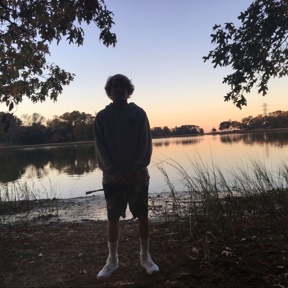 Meet your Posher, Jeffrey - Picture 1 of 1