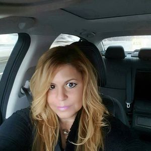 Meet your Posher, Lucy albinelli