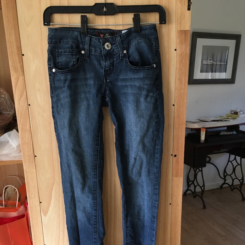 Guess Size 24 Skinny Jeans