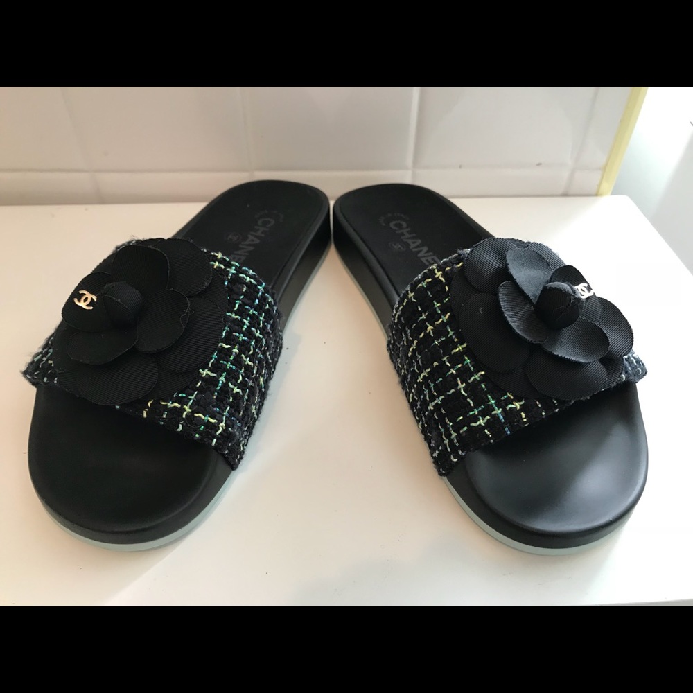 Chanel Camellia flower slides
