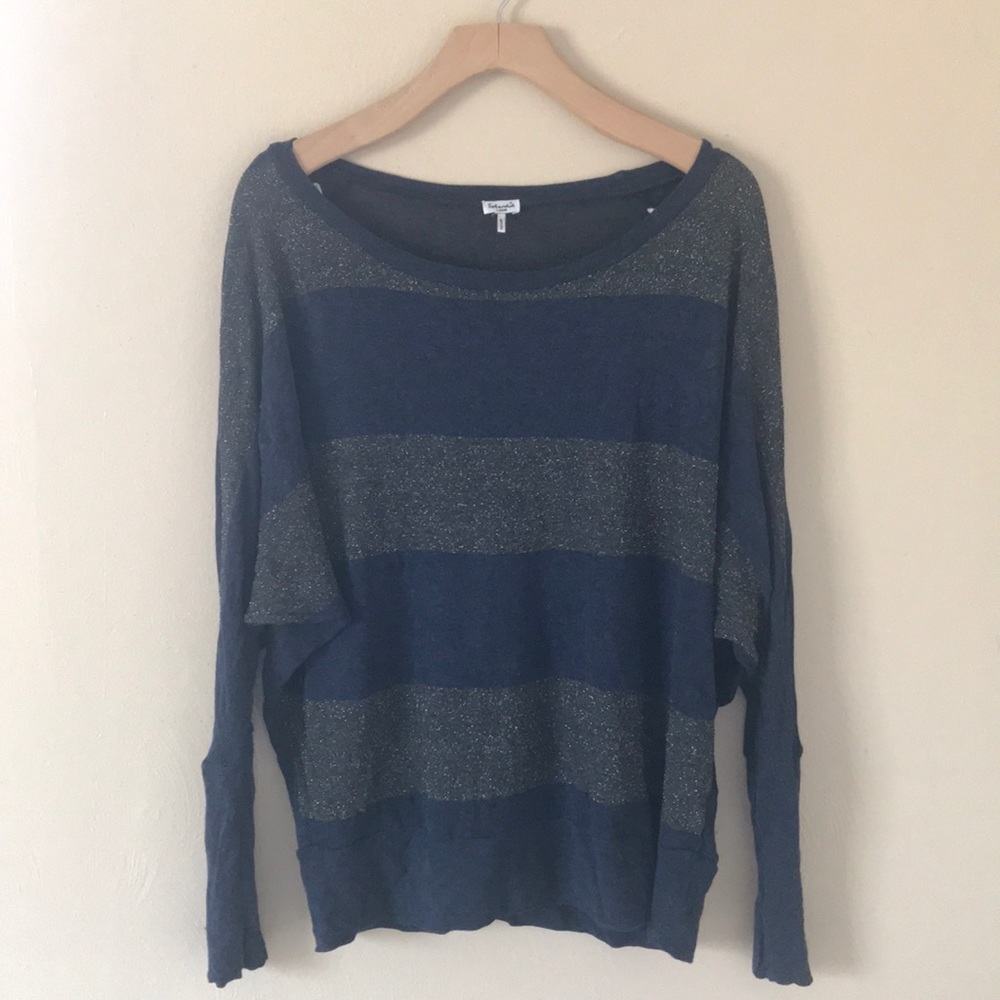 Splendid sweater