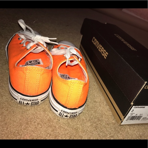 Converse - Picture 4 of 5