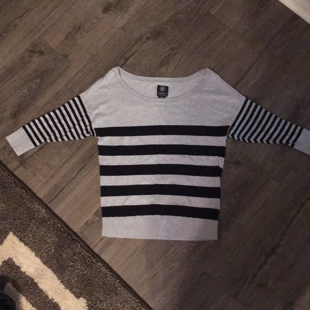 American Eagle striped top
