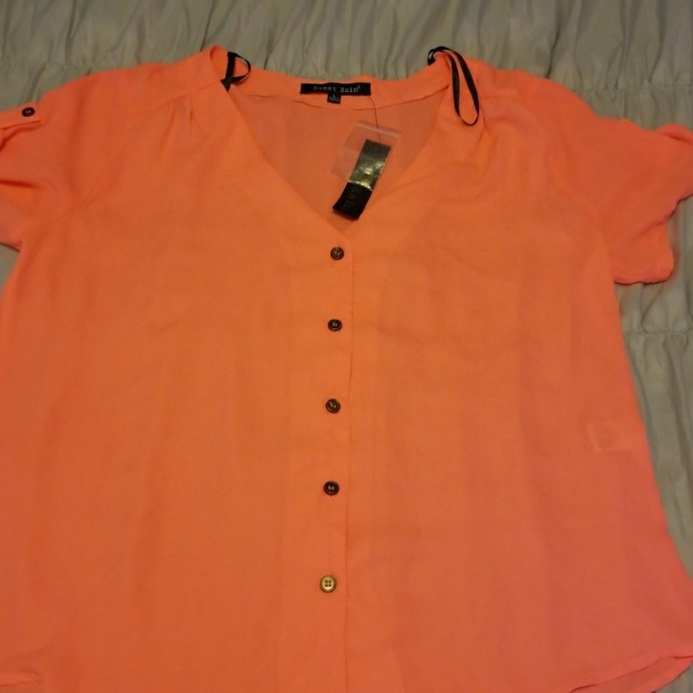 Coral short sleeved blouse