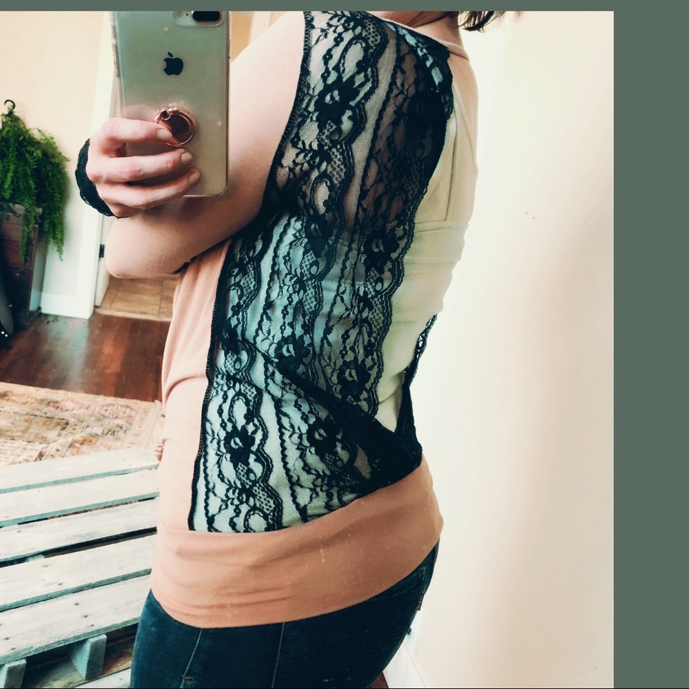 💋Miss Cheiveous Lacey Black Blouse