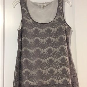 PRICE DROP- Banana Republic Lace Tank