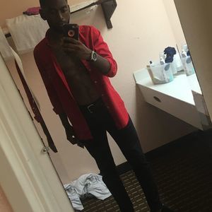 Meet your Posher, Courtney