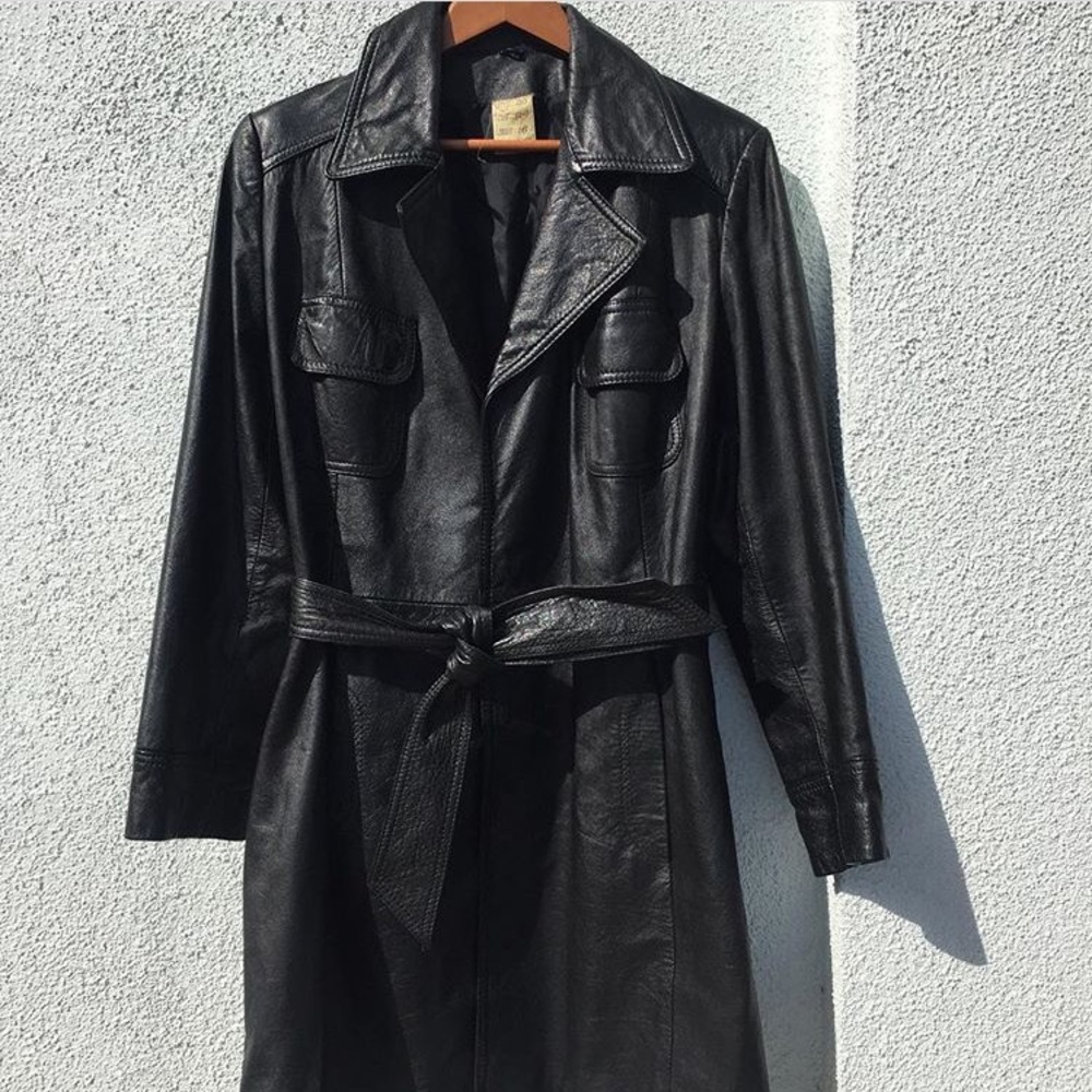 ❌SOLD❌ Authentic 1960’s vintage leather coat