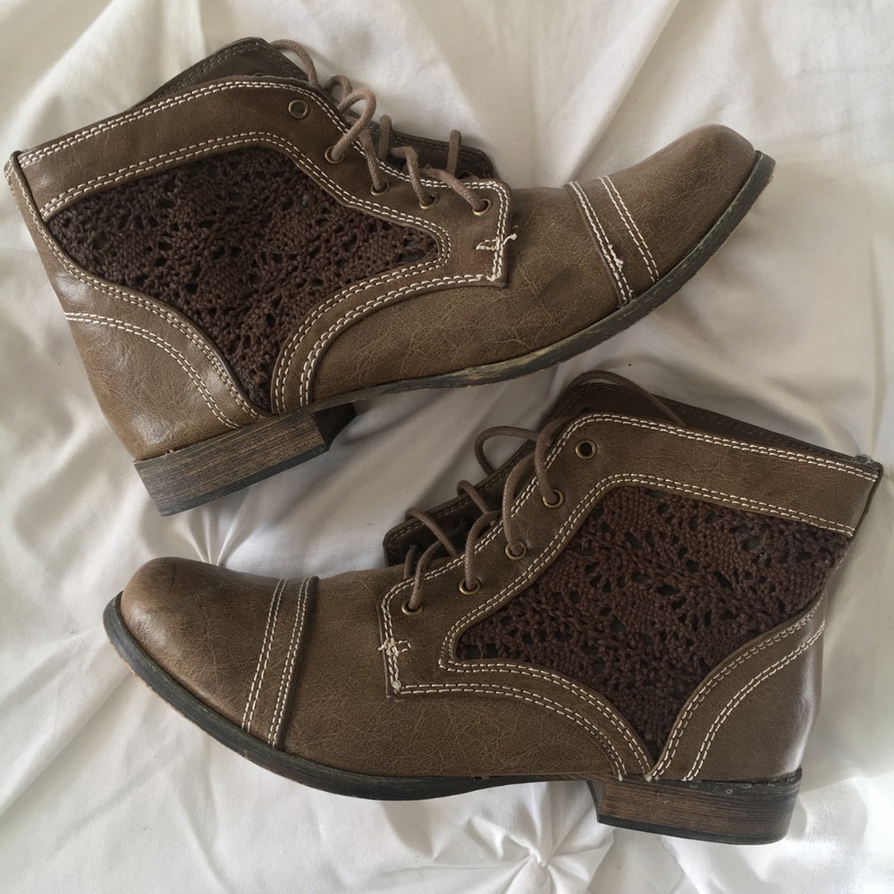 NWOT ✨ XOXO Brave Ankle Booties