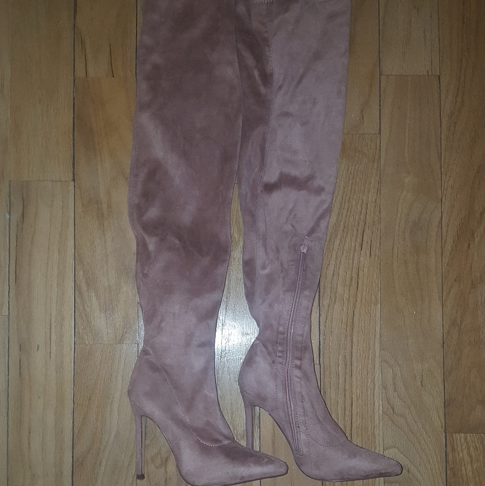 *EUC* Blush Pink Suede Boots size 5 1/2