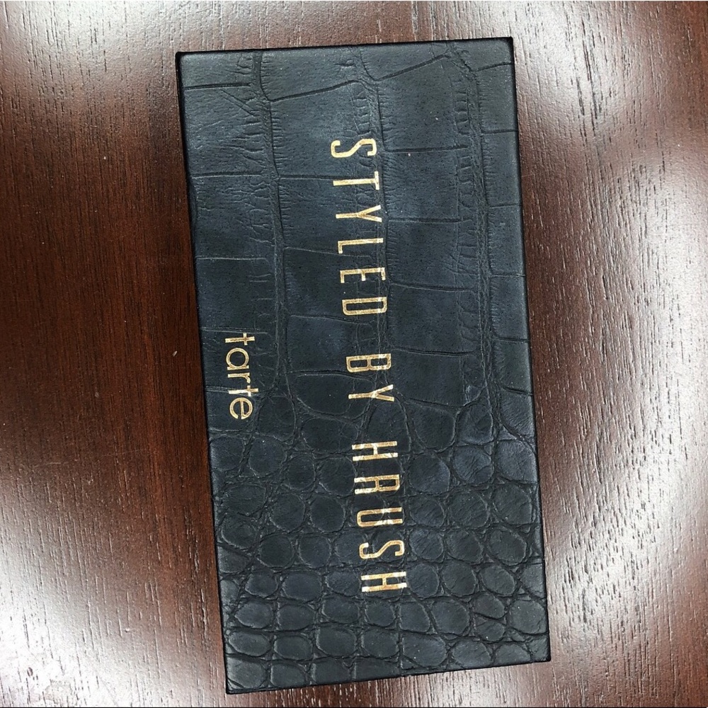Limited edition tarte Styled by Hrush Palette