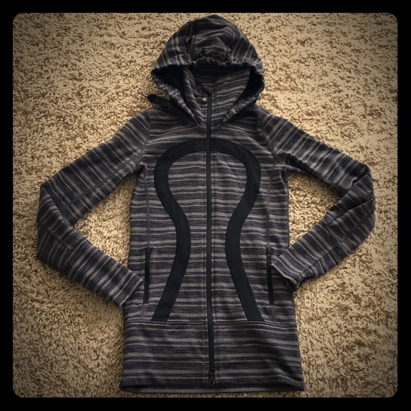 lululemon athletica Jackets & Blazers - Lululemon stride jacket Size 2