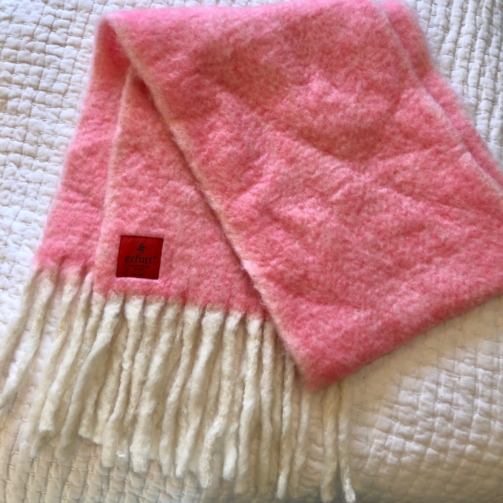 NWOT Anthropologie scarf