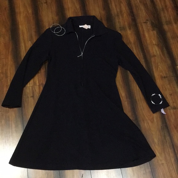 Ronni Nicole Dresses & Skirts - Final price Ronnie Nicole zip up dress