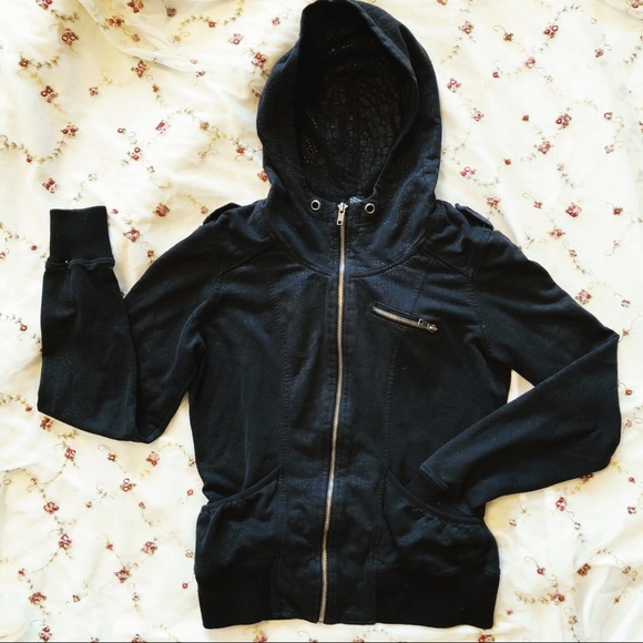 ☀️ Daytrip Black Hoodie☀️ - Picture 2 of 3